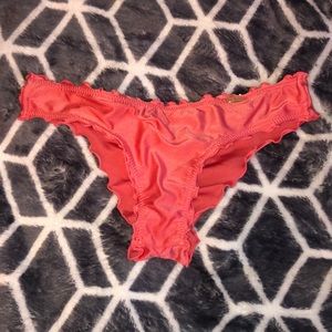 Cheeky bathing suit bottoms